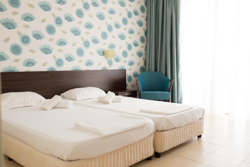 Ema Otel 3*